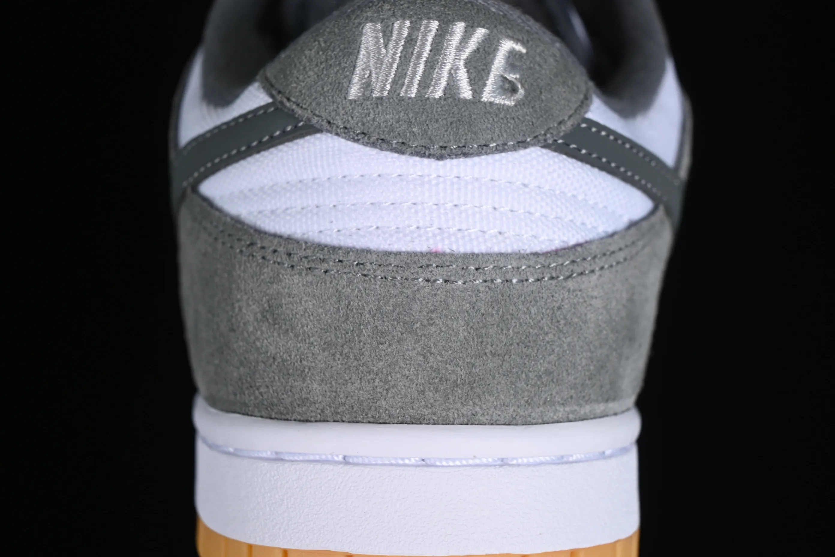 All categories Nk SB Dunk series Nk SB Dunk Low low-top sneakers Nk Dunk Low "Grey Gum" dark gray suede SB low-top casual sports skateboard shoes FV0389-100